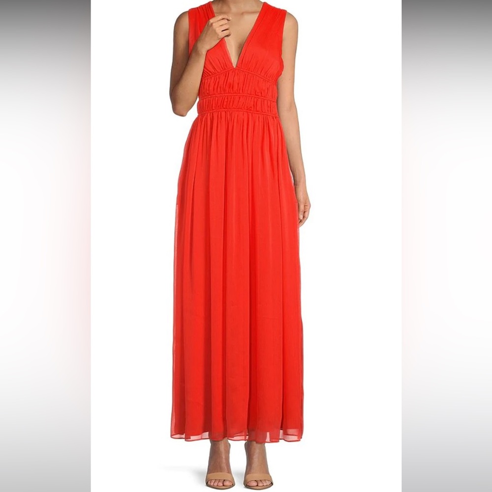 Gianni Bini
Rhea Chiffon Sleeveless V-Neck A-Line Maxi Dress